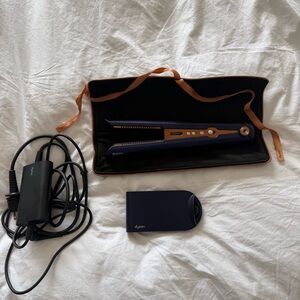 Dyson Corrale™ styler straightener (Prussian Blue/Rich Copper)
